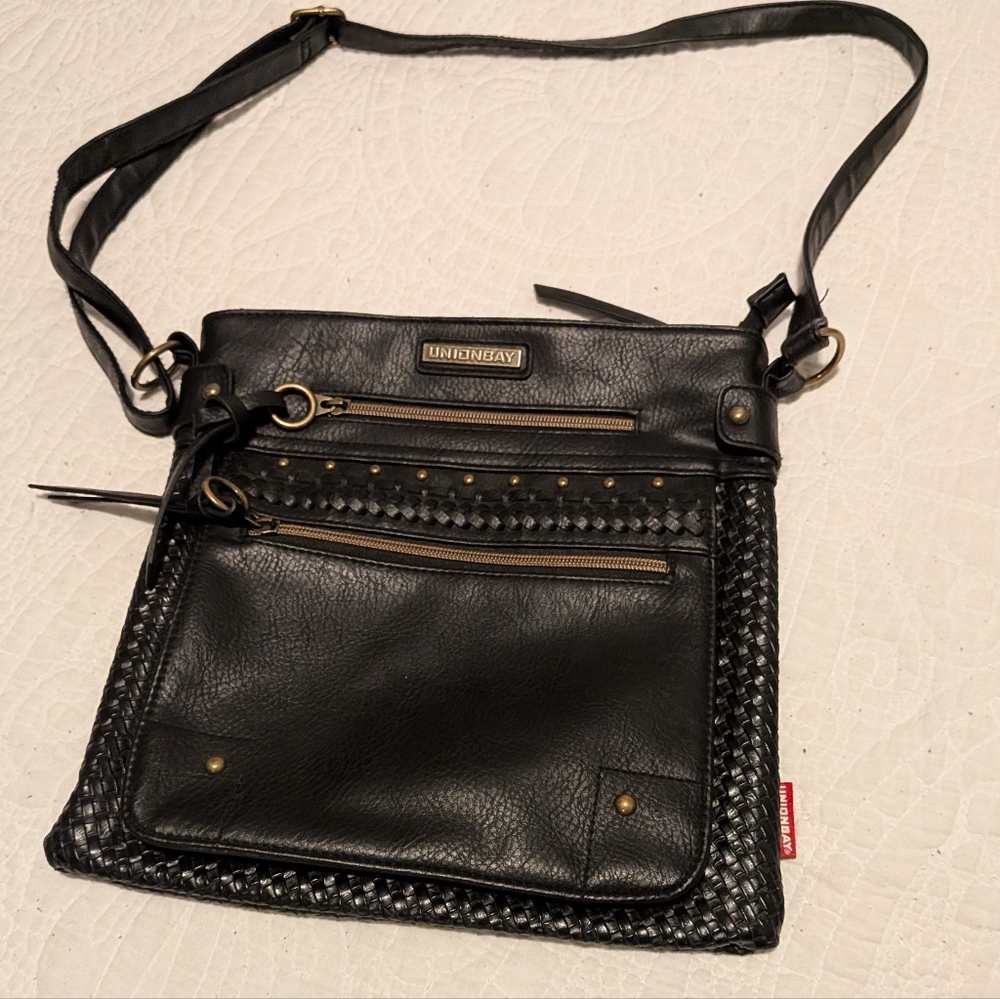 UNIONBAY Black Textured Wallet